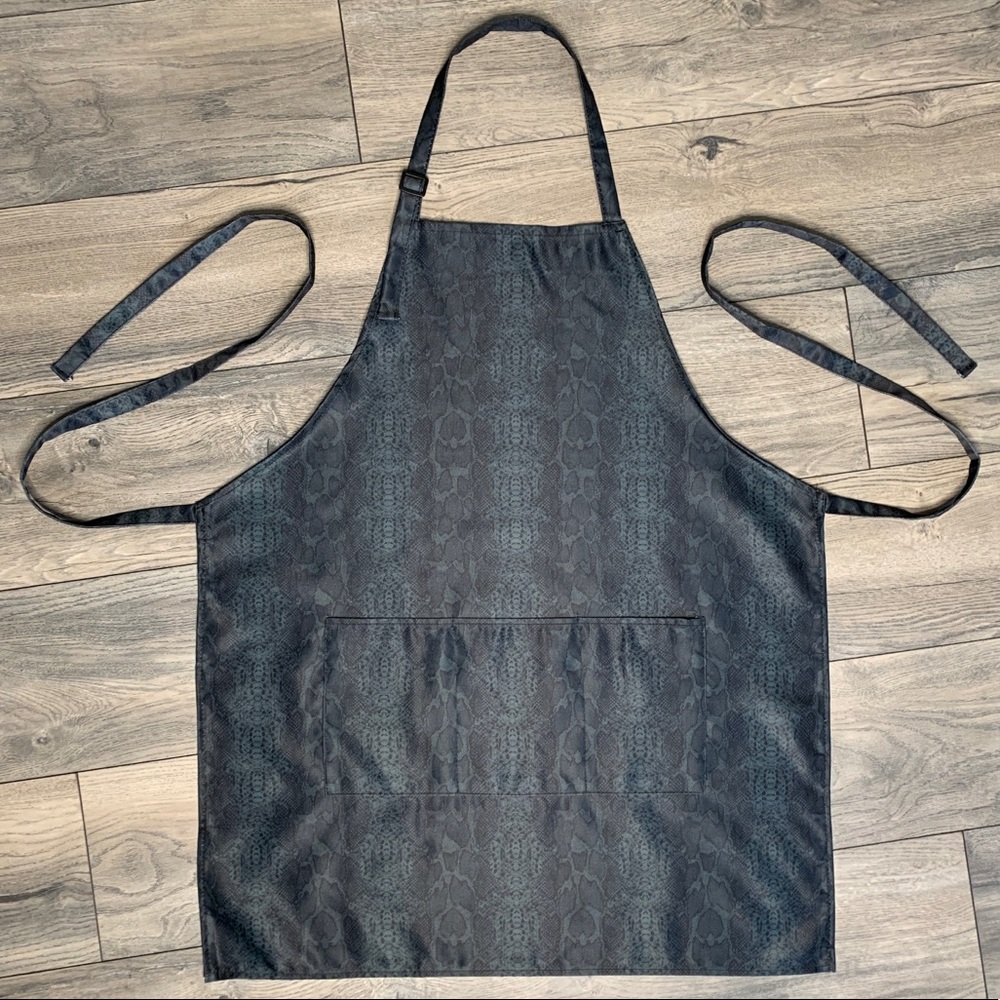 Water and Bleach Resistant Snakeskin Pattern Bib Apron with 3 Pockets NEW!!